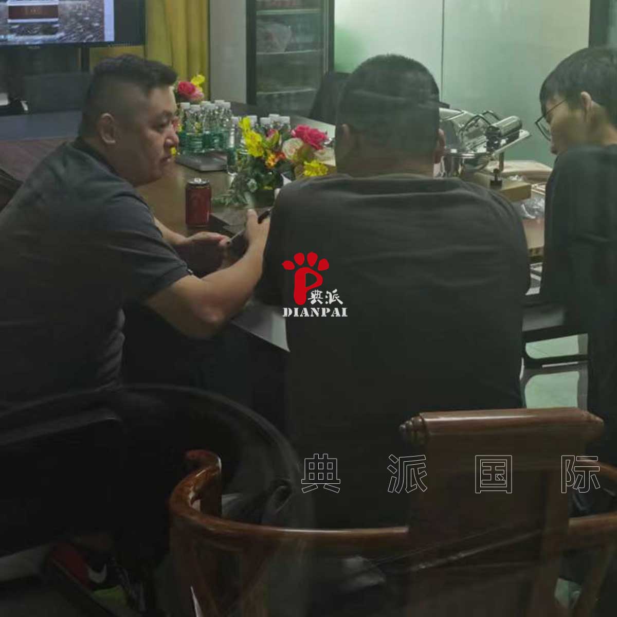 中铁九局和典派沟通自助餐台定制具体内容
