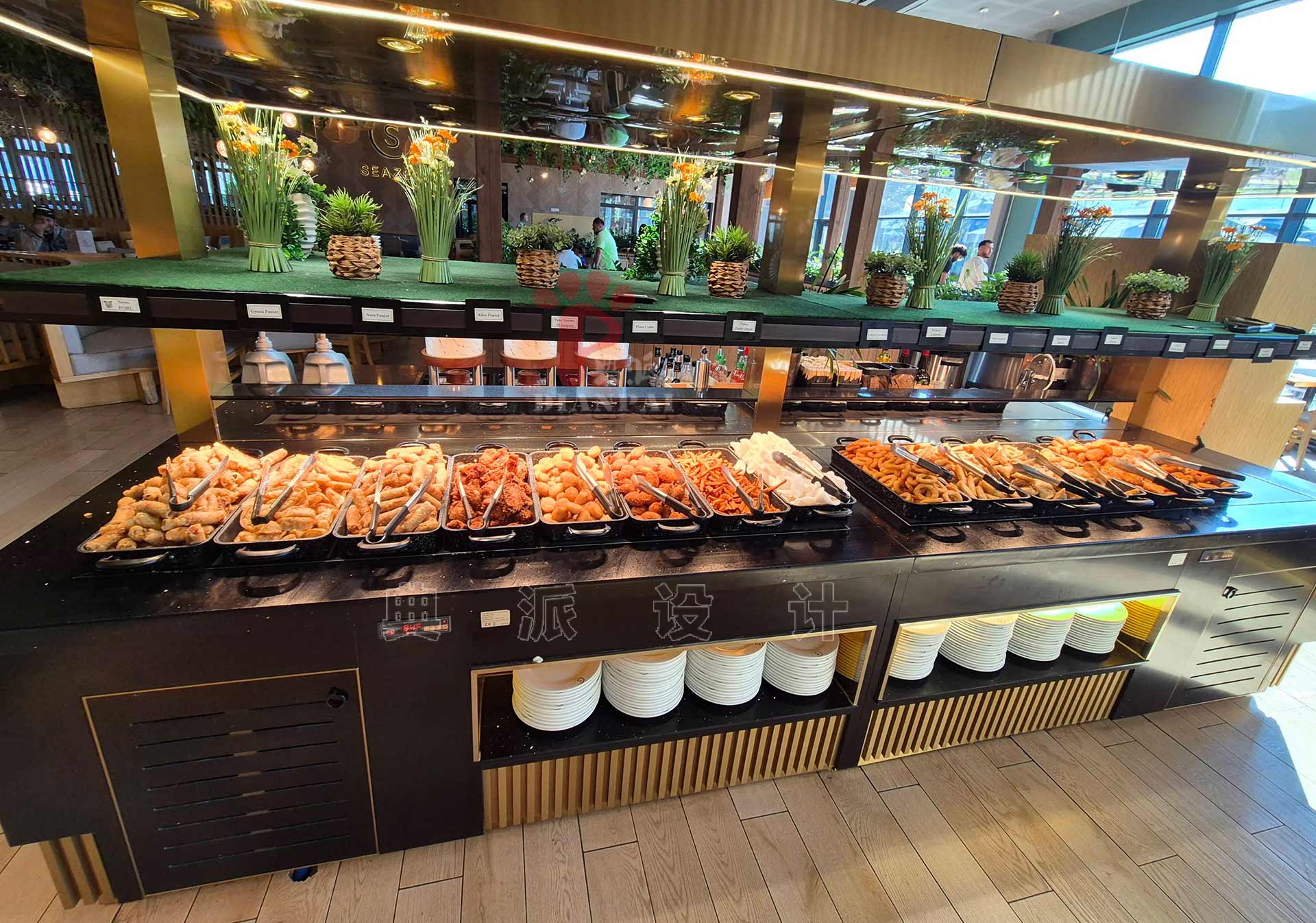 金属轻奢风布菲台ZZ