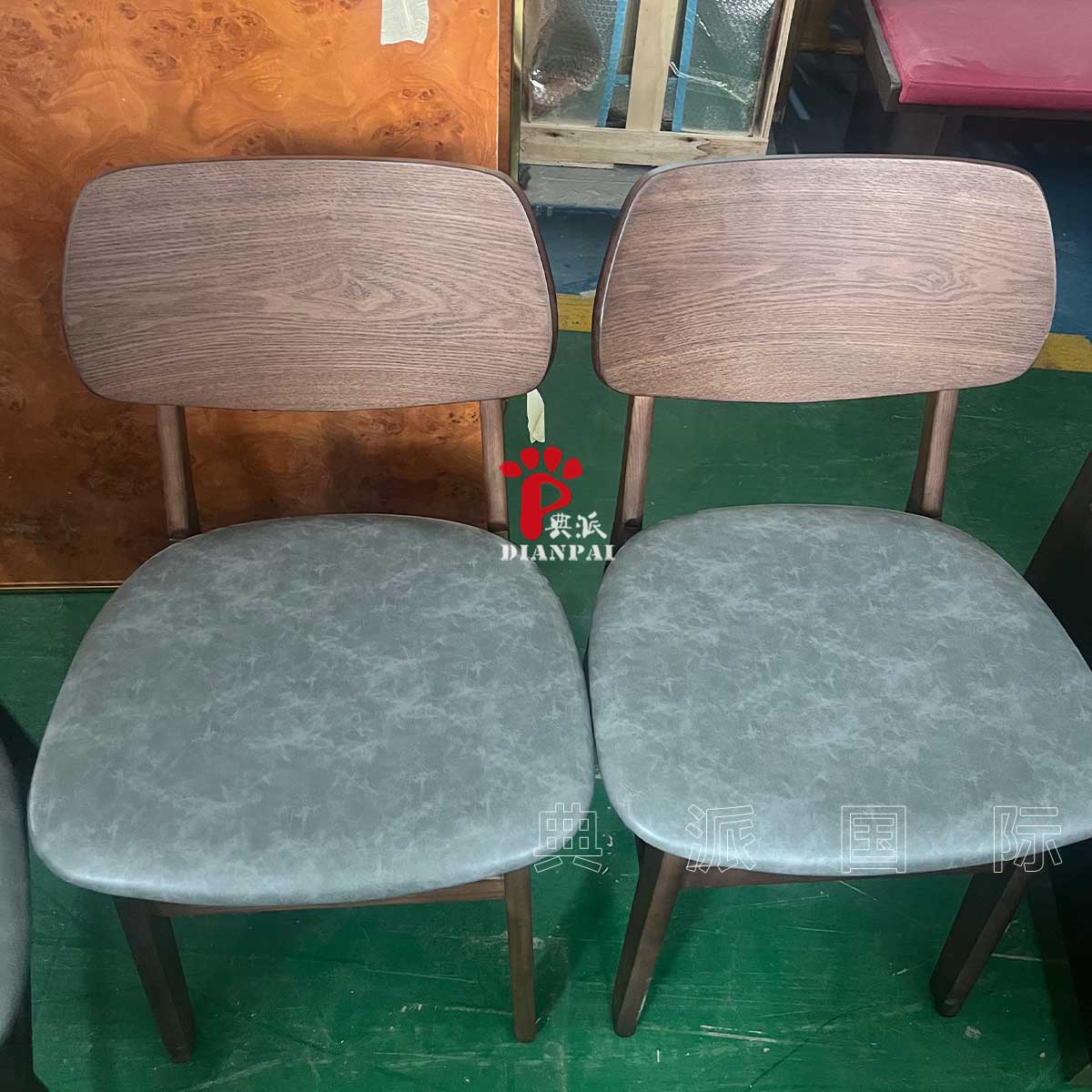 典派国际出口到瑞士餐厅的椅子定制项目