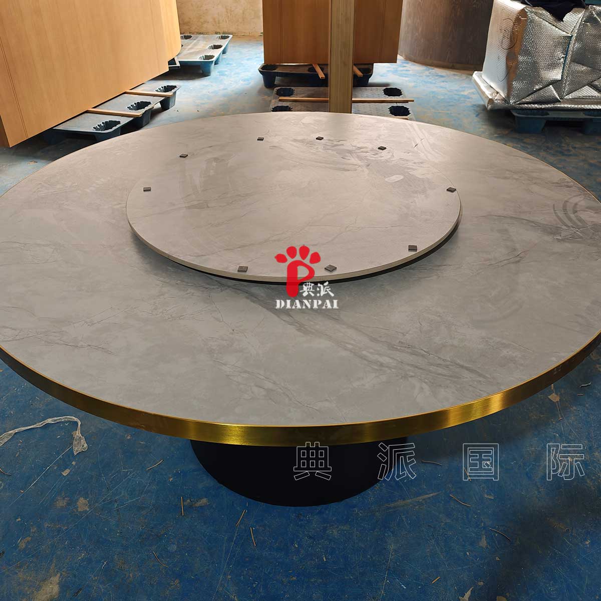 典派国际给美国餐厅生产定制的自助火锅桌案例