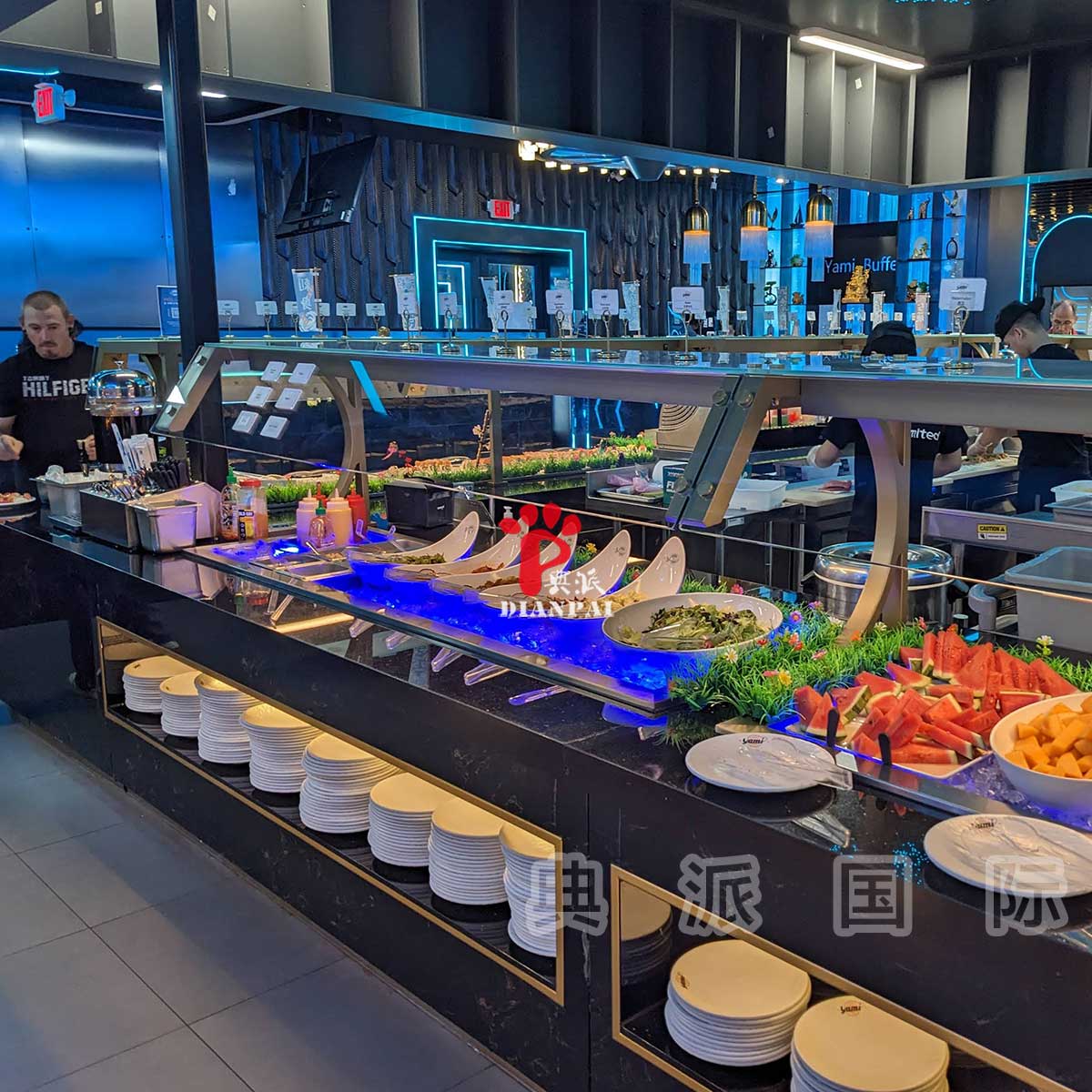 美国餐厅翻新，这种自助餐台更好看